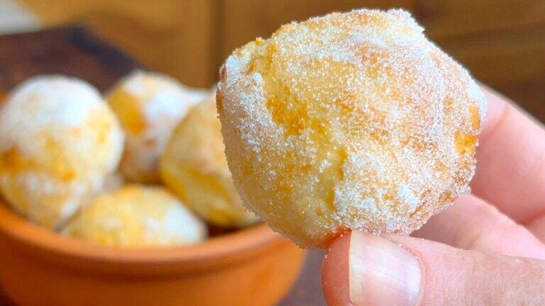 DOMOWE PĄCZKI: 2 składniki | 0 mąki, 0 smażenia, 0 jajek! Szybki przepis 🍩